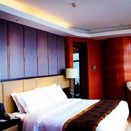 Days Hotel And Suites Mingfa Xiamen Extérieur photo